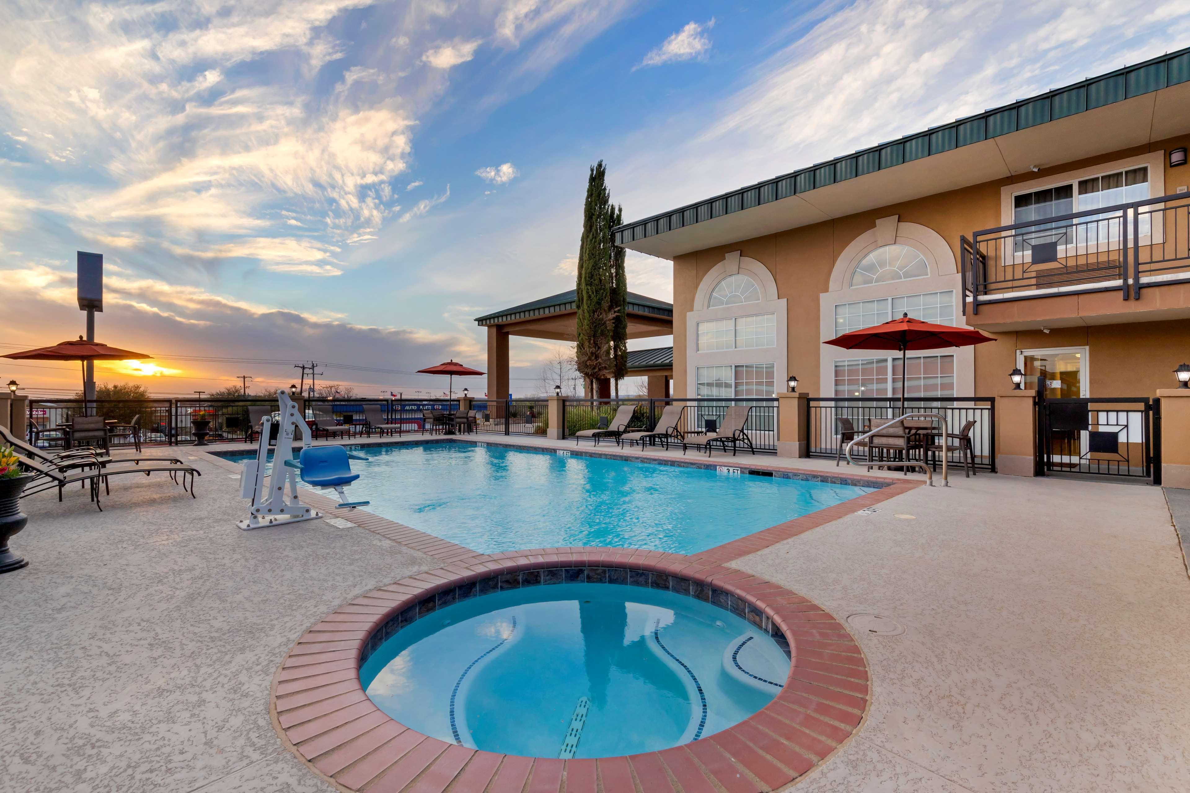 Best Western Marble Falls Inn Exterior photo